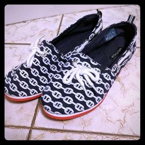 Nautica flats
